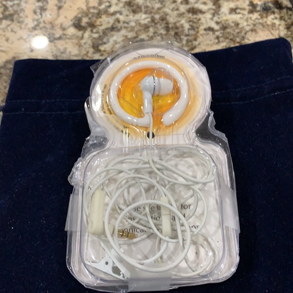 Headphone - Picture 2 of 6